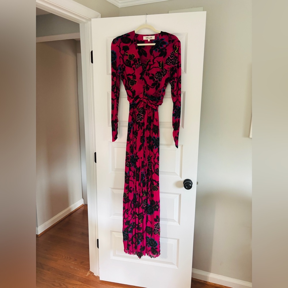 Diane Von FurstenbergAnne dress in China Vine Poison Pink